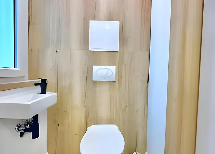 Modern Free Parking High Standard Cool Stylish Apartment *